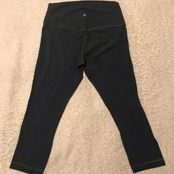 Lululemon Align Crop - Picture 2 of 4